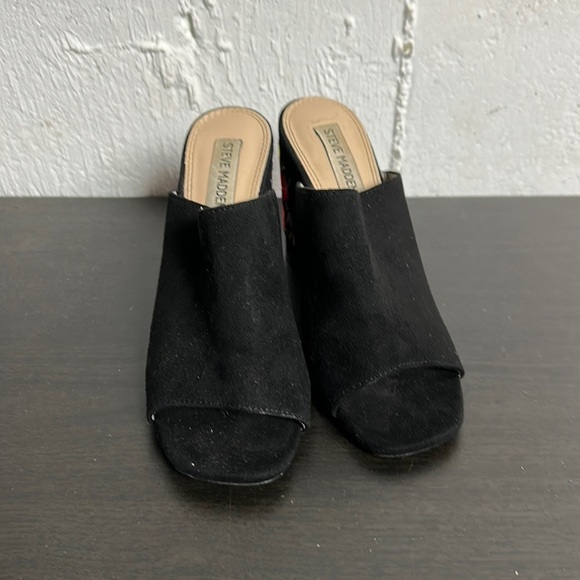 Steve Madden Suede Leather Embroidered Design Sandals size 38 - Picture 6 of 6